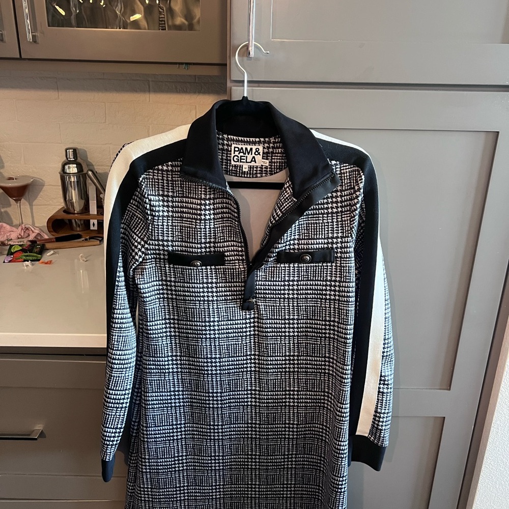 Pam & Gela Black and White Houndstooth Pullover